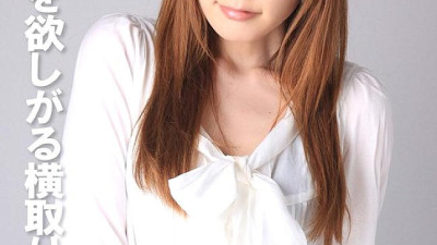 COM-388 A seductress who wants her friend