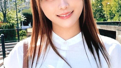 ORECS-001 A super beautiful girl Kanon (21 years old) who attends a high school lady