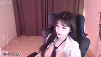 BJ야동-팬티 스타킹 사이로 보이는 빨간 팬티