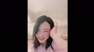 bjbubryun onlyfans 컴파일 딜도 빨고 싶어하는 통통한 여자