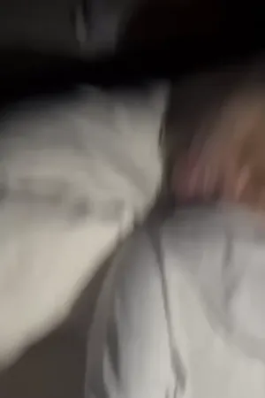 숨 넘어가는 신음소리가 개꼴림