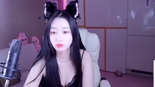 방종후 캠 꺼진줄 알고 훌러덩 웃통까는 신입 bj 팬티 냄새 맡는게 레전드네