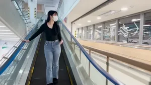 마트에 장 보러가서 떡만 치고 오는 불륜녀