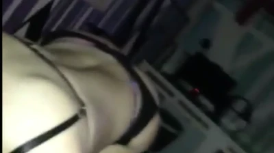 물 범벅이 되어있는 친구 와이프